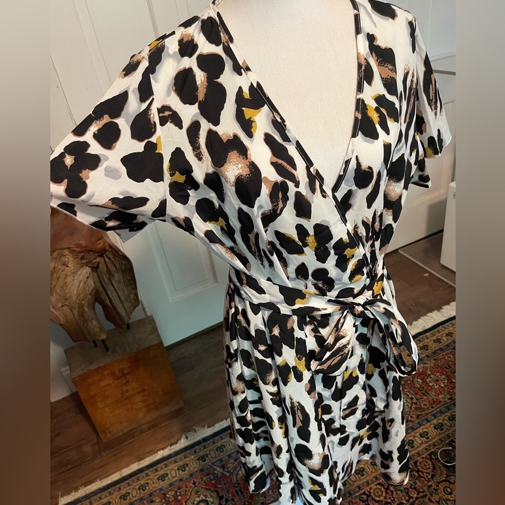 SHEIN Plus Allover Print Self Tie A-line Dress in Animal Print Leopard 0XL 12 - Picture 4 of 13